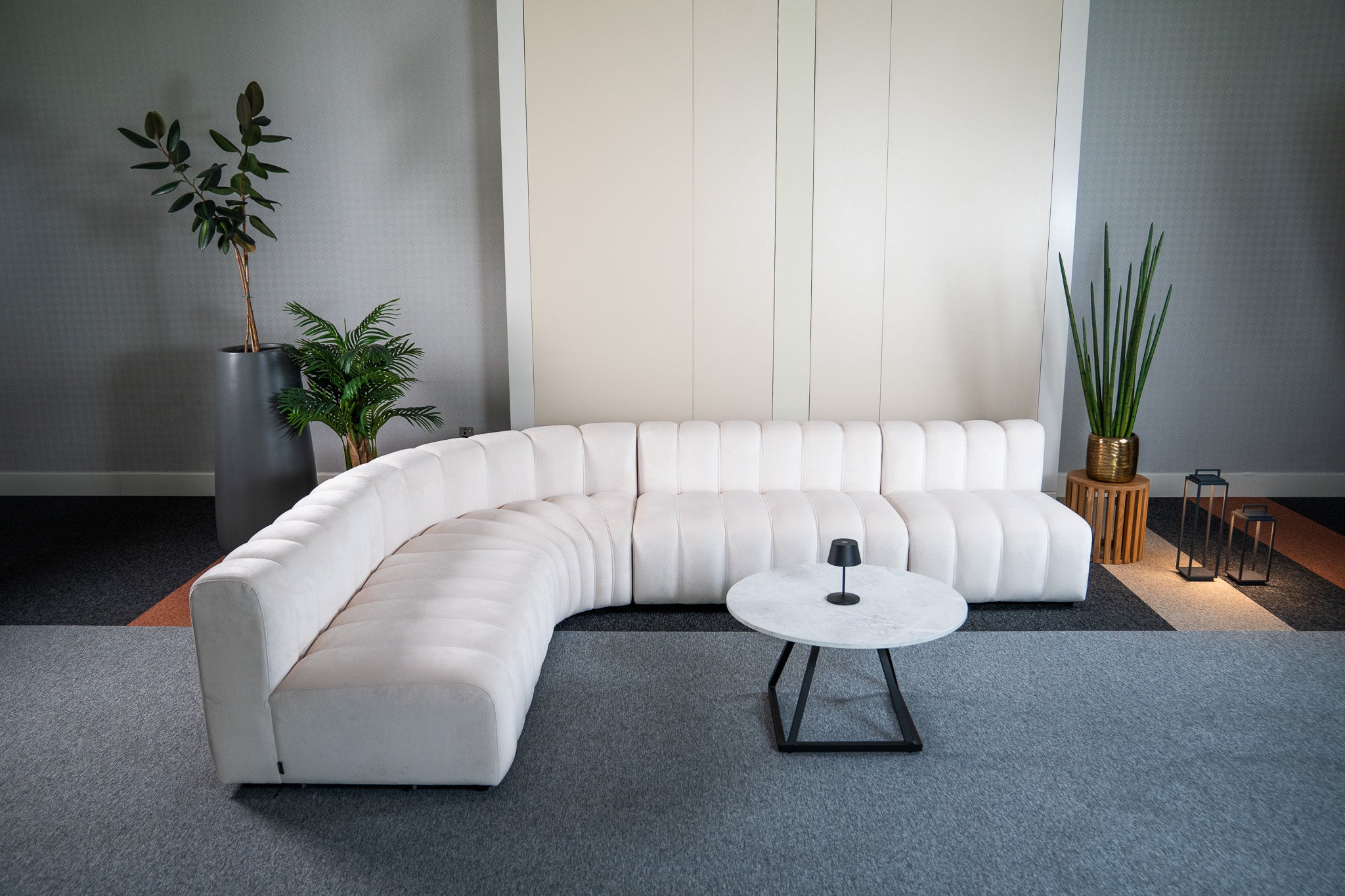 Cosmo L-shape 7-seater (Vanilla White) Desert River Rentals